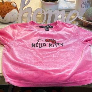 🔥Hello Kitty Velvet Pink Short Sleeve Crop🔥
